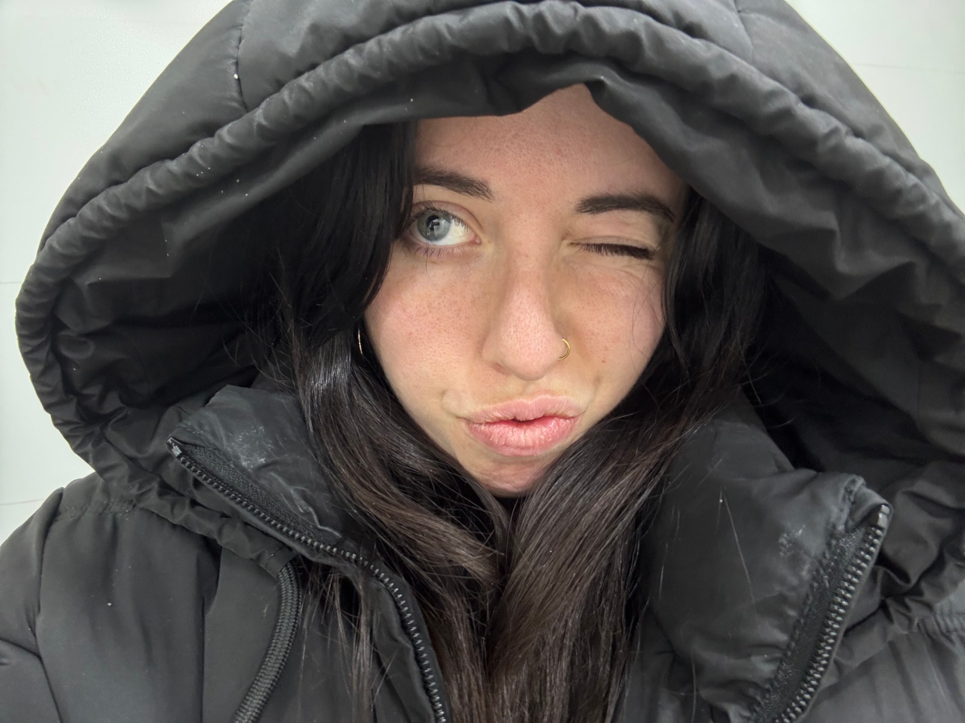 Portrait de Abril (Maarzo), Créateur Fondateur Ealyx